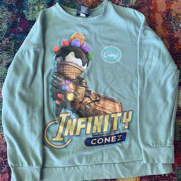 Her Universe Marvel Sweatshirt - Picture 1 of 4